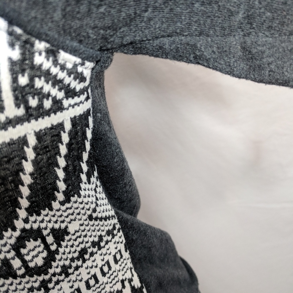 Eyeshadow Raglan Tribal Pattern Printed Tee - Picture 3 of 6